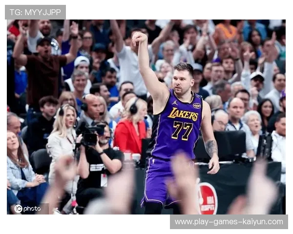 东契奇压住比赛,达拉斯独行侠掌控全局 东契奇压住比赛,达拉斯独行侠掌控全局