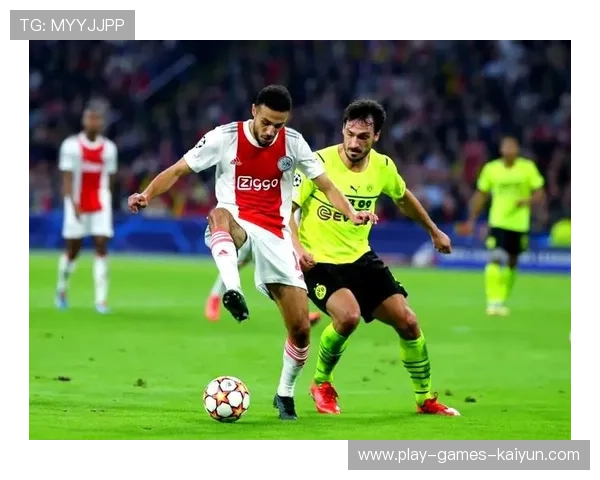 拜仁马兹拉维跑动范围大