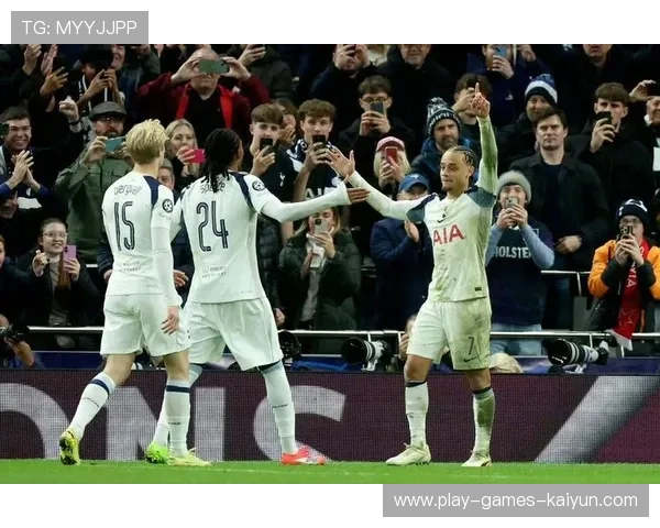 挣扎！热刺6500万队史标王西蒙斯12场0球1助，热刺对西布罗姆比分