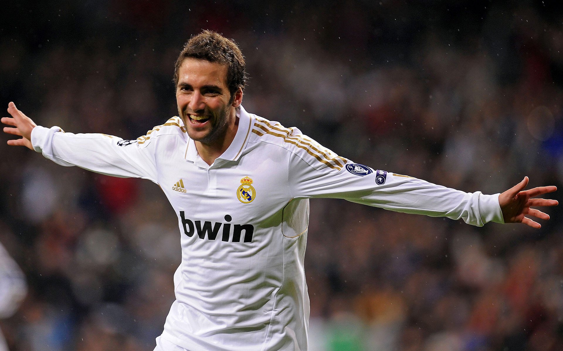 中国体操全锦赛男子双杠决赛 张博恒再创佳绩夺得金牌，竞技体操男子双杠决赛